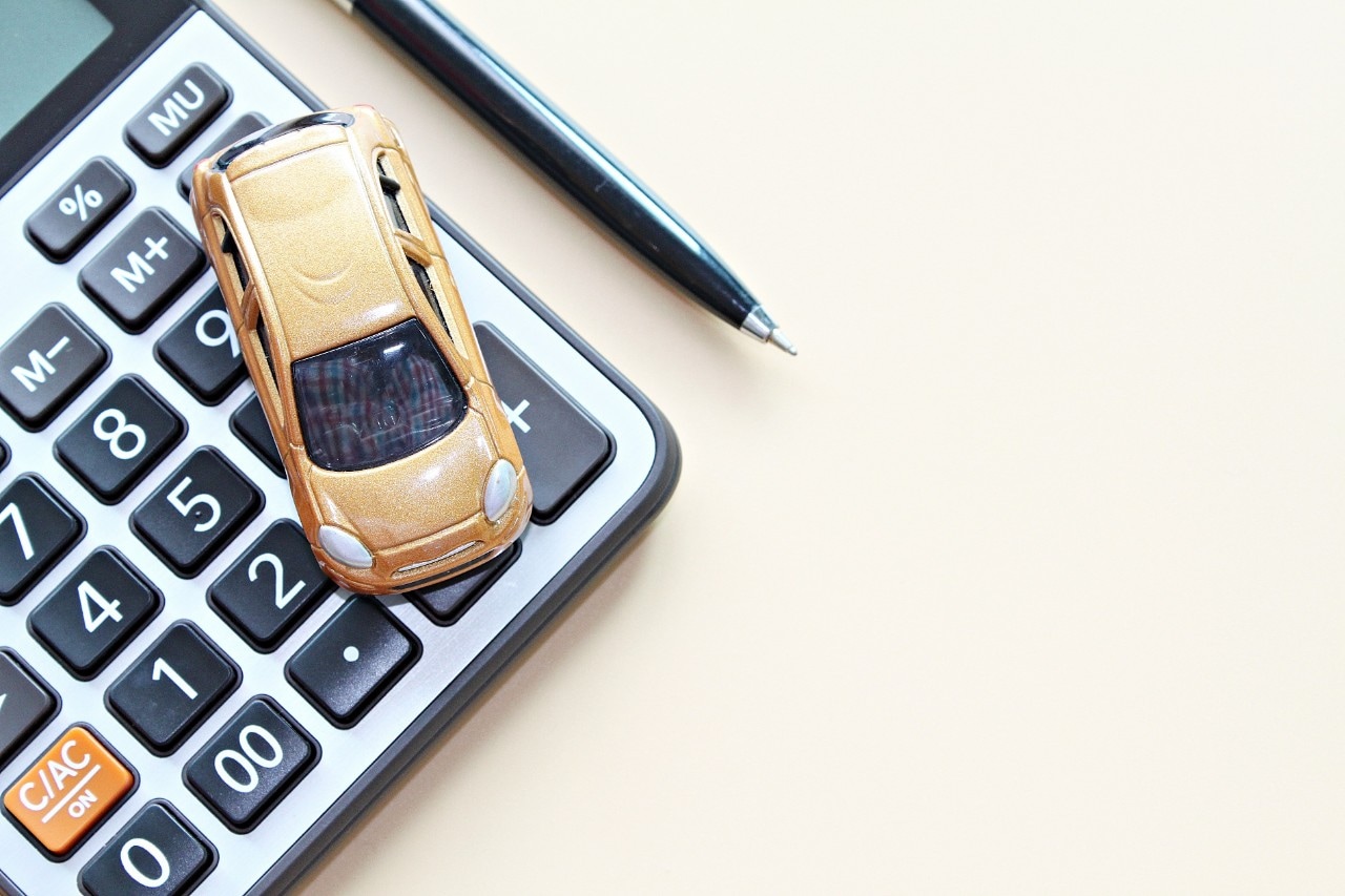 Bollo auto, spuntano i primi problemi: dalle Case ai consumatori, le critiche al piano