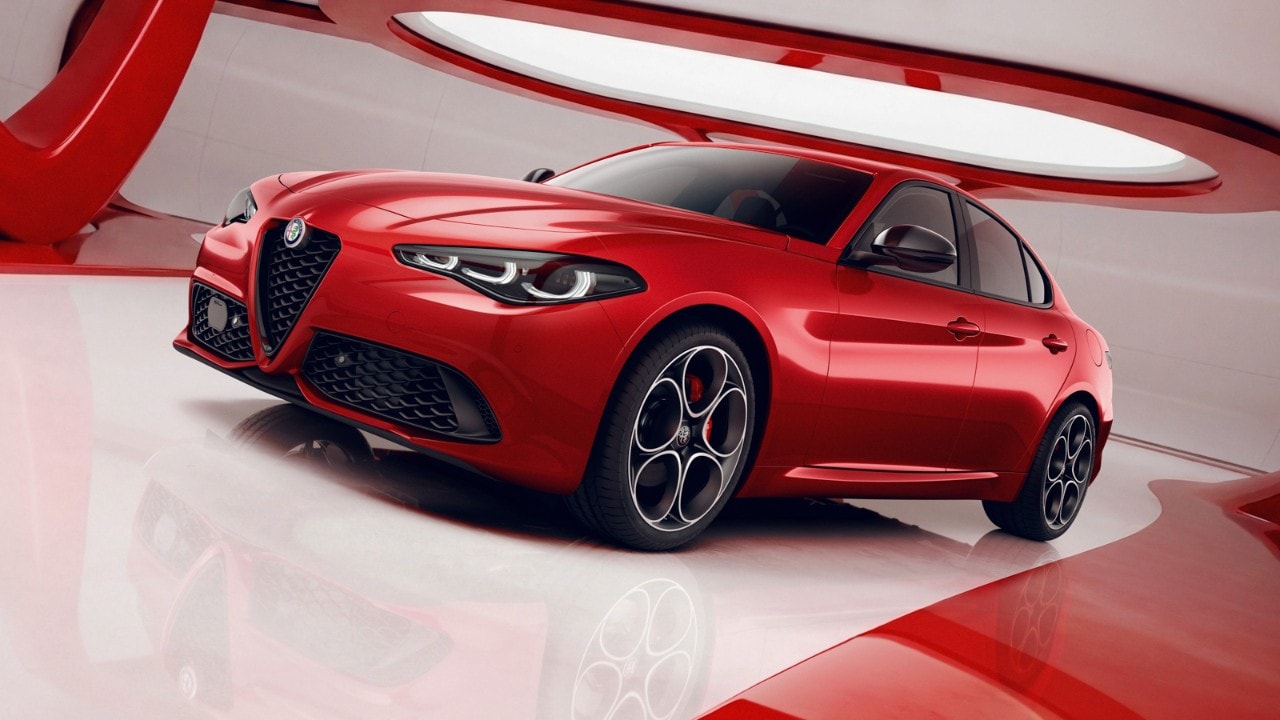 Giulia e Stelvio, ecco il Pack Performance: cosa cambia e quanto costa