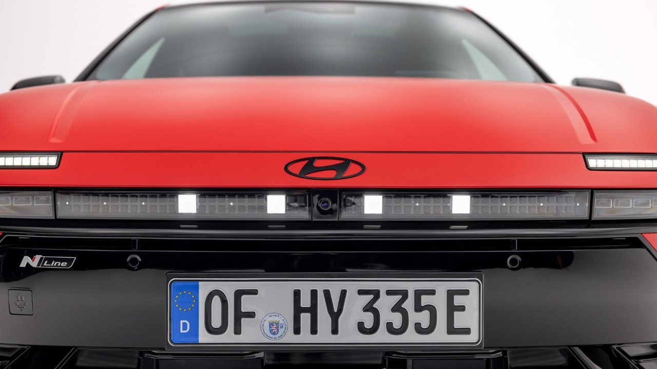 Hyundai Ioniq 3: la hot hatch elettrica da scoprire alla Milano Design Week