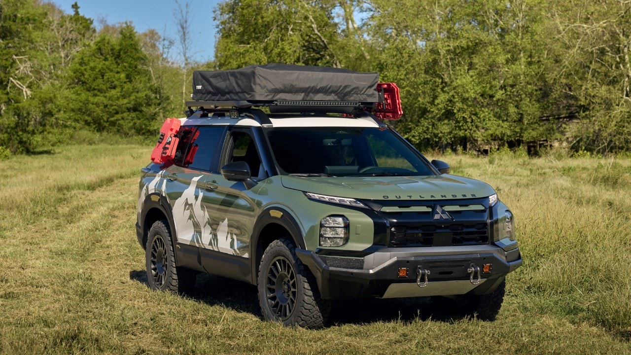 Mitsubishi Outlander, via dall'asfalto: la Diamond Trail nasce per sporcarsi