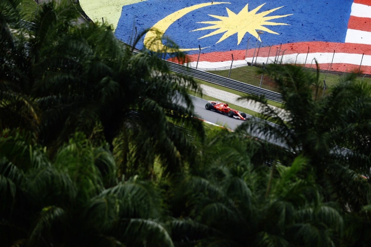 F1, il Gran Premio del Bahrain si corre a Sepang